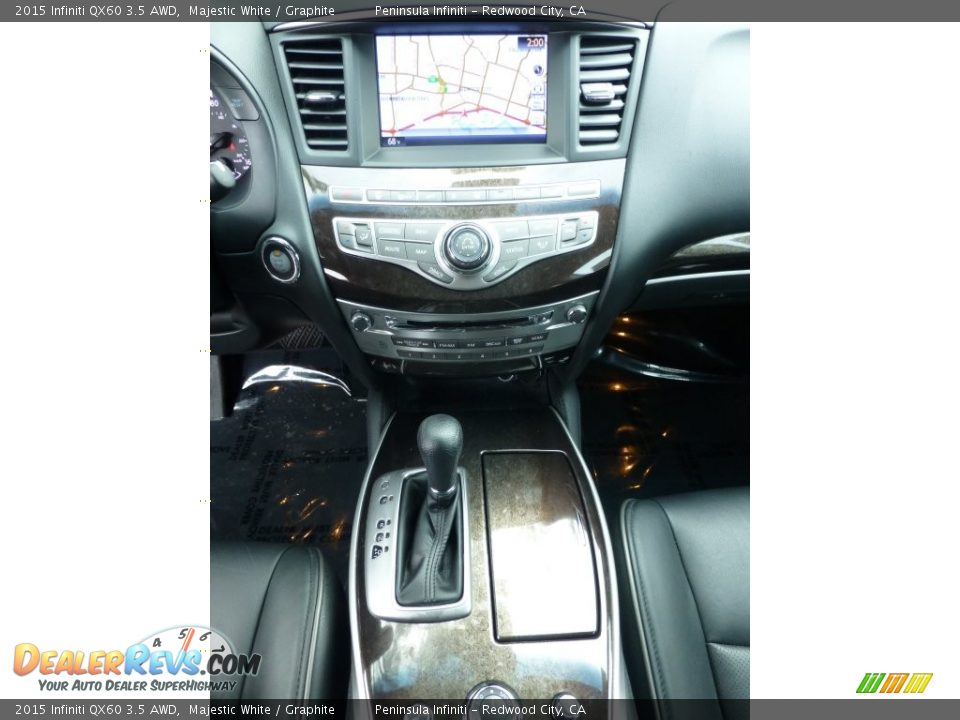 2015 Infiniti QX60 3.5 AWD Majestic White / Graphite Photo #26