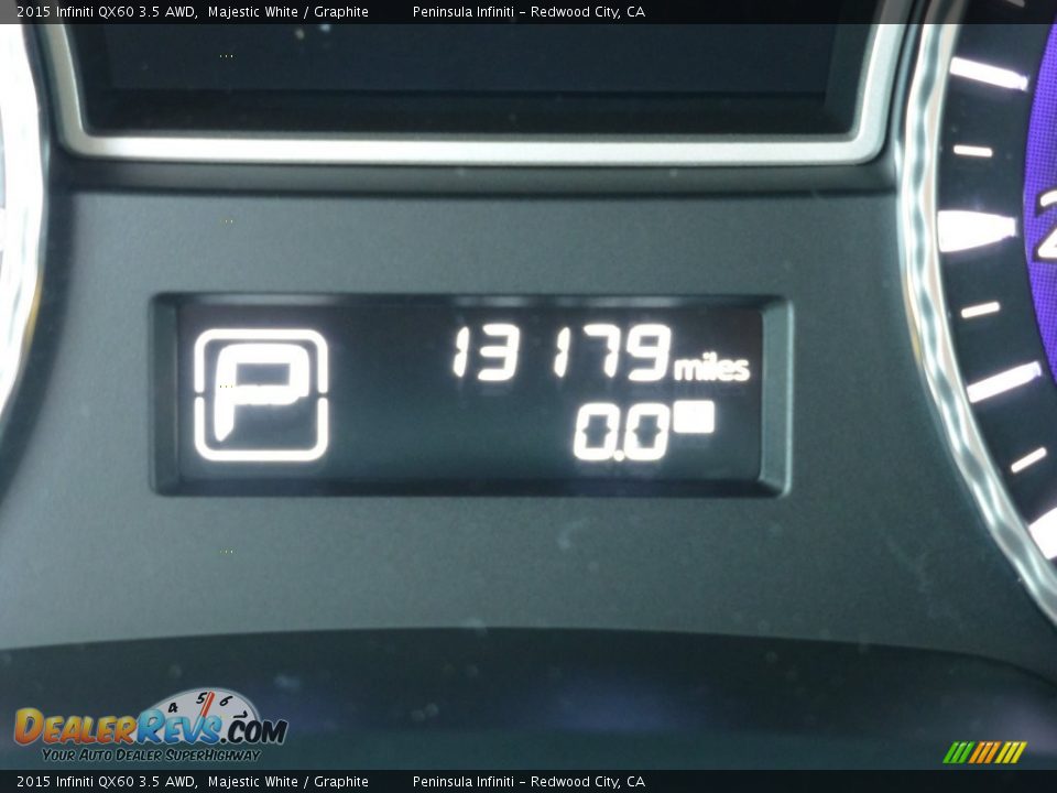 2015 Infiniti QX60 3.5 AWD Majestic White / Graphite Photo #28