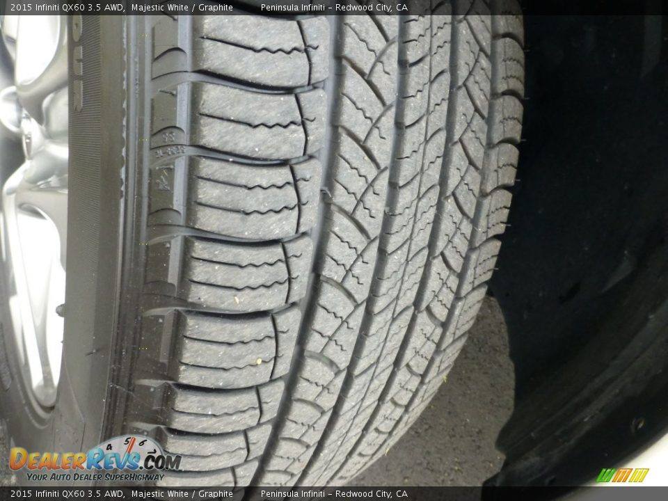 2015 Infiniti QX60 3.5 AWD Majestic White / Graphite Photo #29