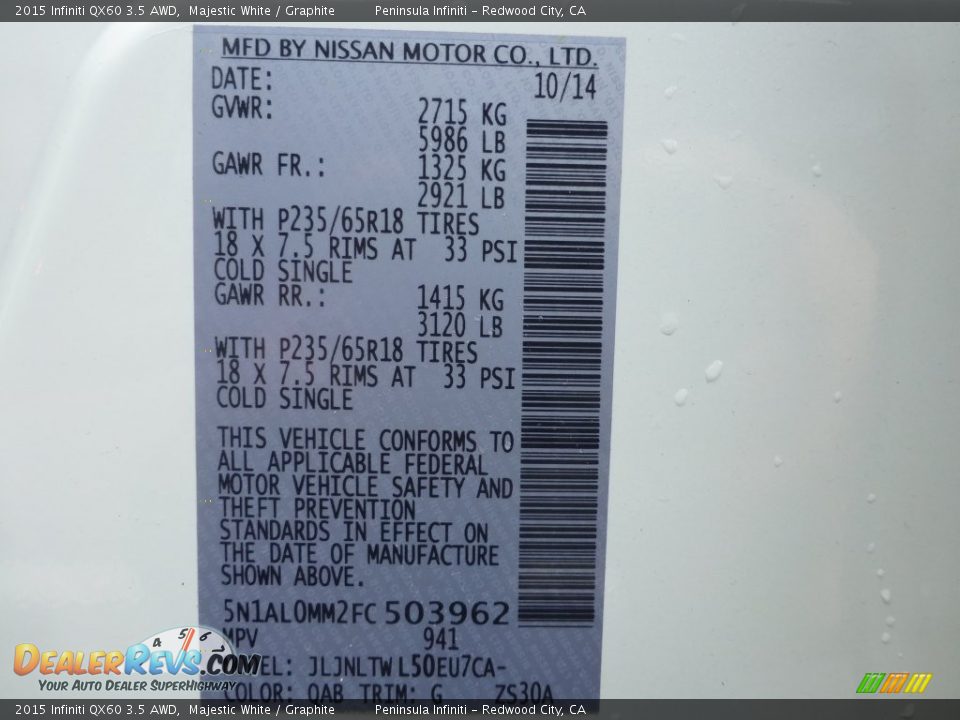 2015 Infiniti QX60 3.5 AWD Majestic White / Graphite Photo #31