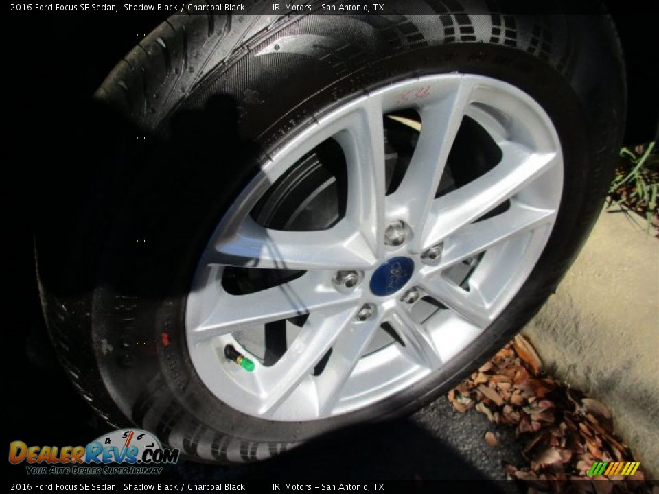 2016 Ford Focus SE Sedan Shadow Black / Charcoal Black Photo #3