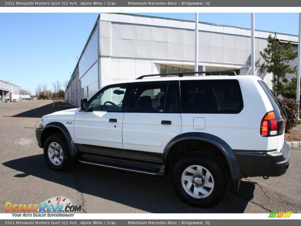2001 Mitsubishi Montero Sport XLS 4x4 Alpine White / Gray Photo #7