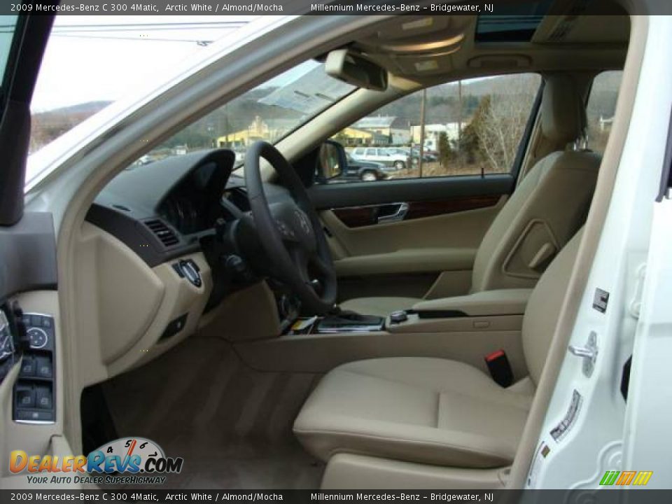 2009 Mercedes-Benz C 300 4Matic Arctic White / Almond/Mocha Photo #10
