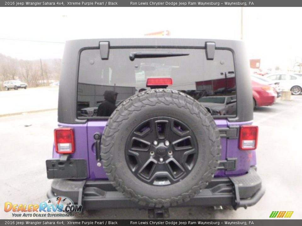 2016 Jeep Wrangler Sahara 4x4 Xtreme Purple Pearl / Black Photo #5