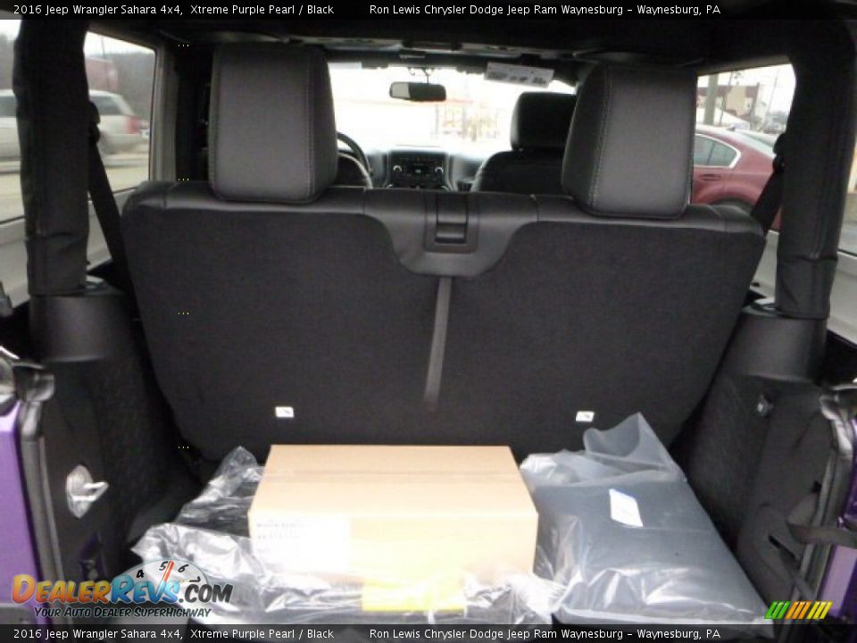 2016 Jeep Wrangler Sahara 4x4 Xtreme Purple Pearl / Black Photo #6