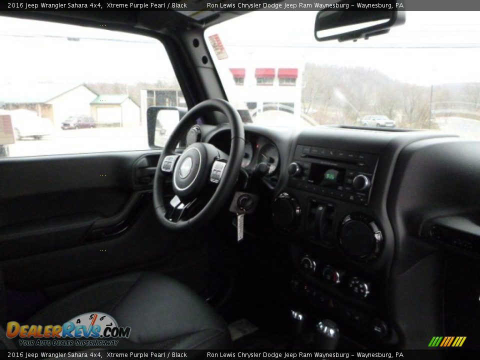 2016 Jeep Wrangler Sahara 4x4 Xtreme Purple Pearl / Black Photo #10