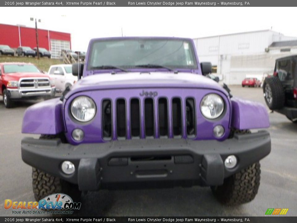 2016 Jeep Wrangler Sahara 4x4 Xtreme Purple Pearl / Black Photo #13