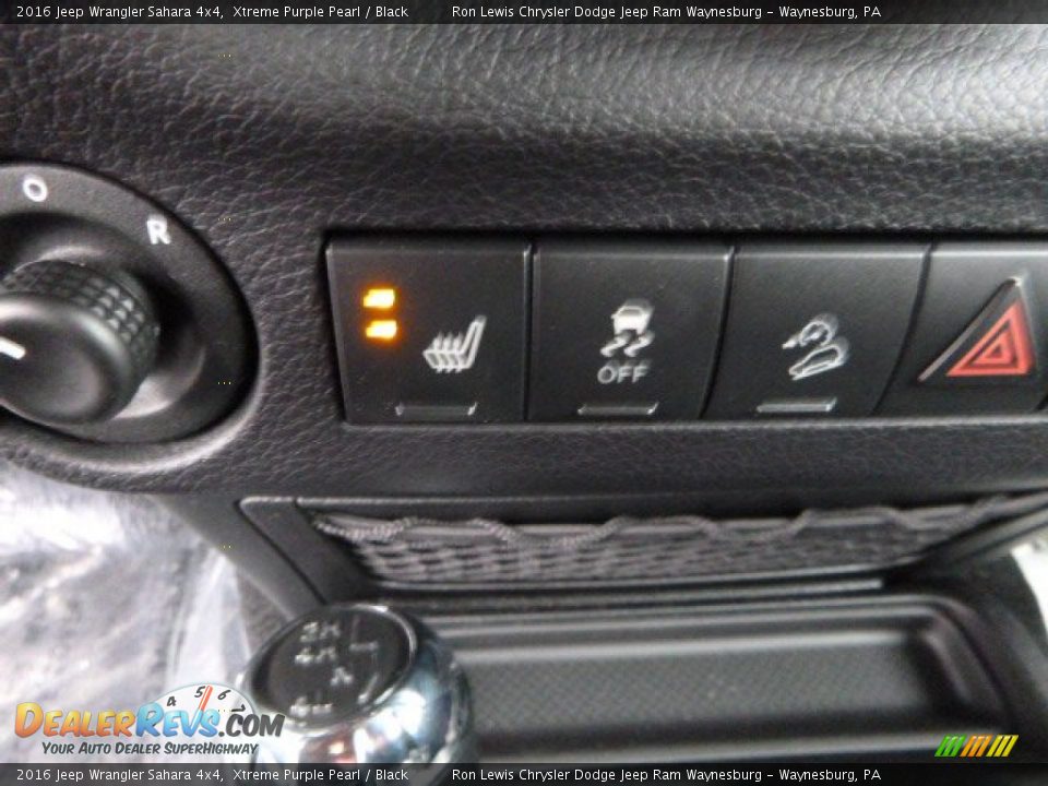 2016 Jeep Wrangler Sahara 4x4 Xtreme Purple Pearl / Black Photo #19