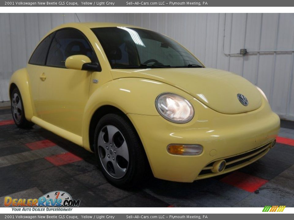 2001 Volkswagen New Beetle GLS Coupe Yellow / Light Grey Photo #5