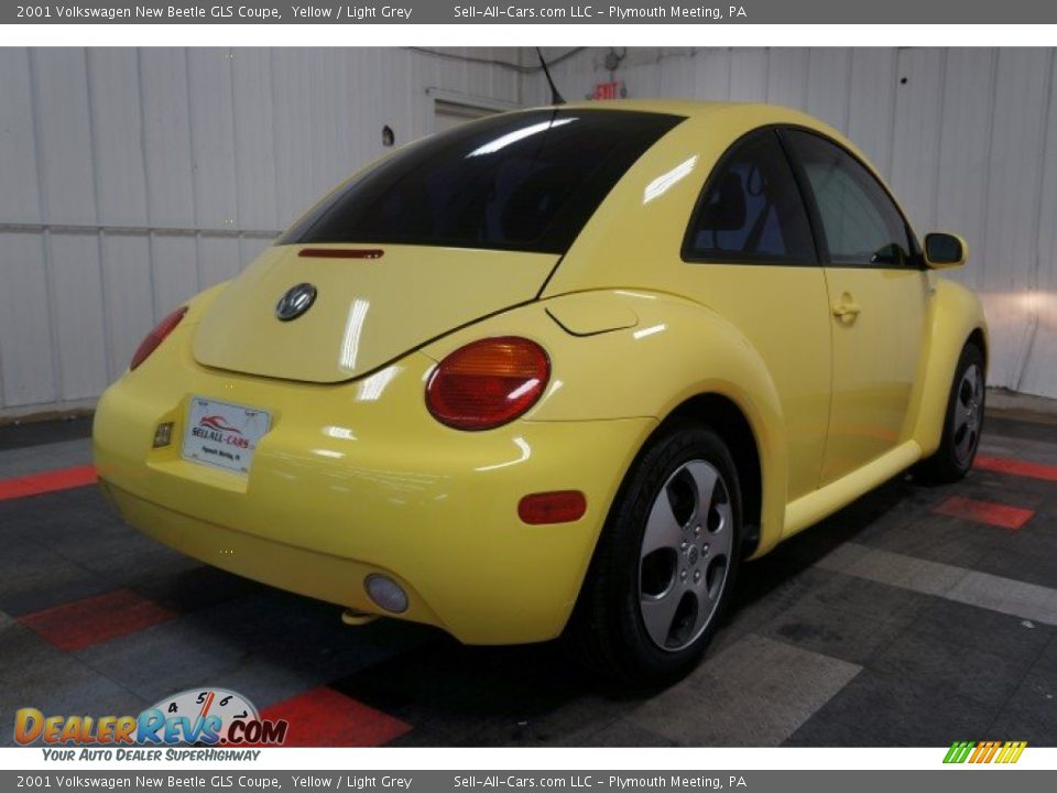2001 Volkswagen New Beetle GLS Coupe Yellow / Light Grey Photo #8
