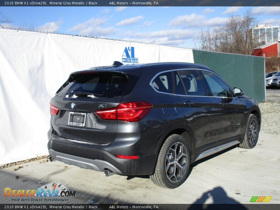 2016 BMW X1 xDrive28i Mineral Grey Metallic / Black Photo #4
