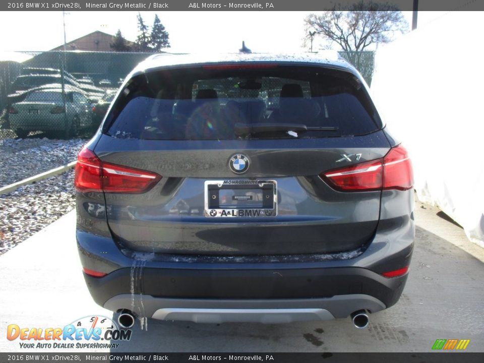 2016 BMW X1 xDrive28i Mineral Grey Metallic / Black Photo #9