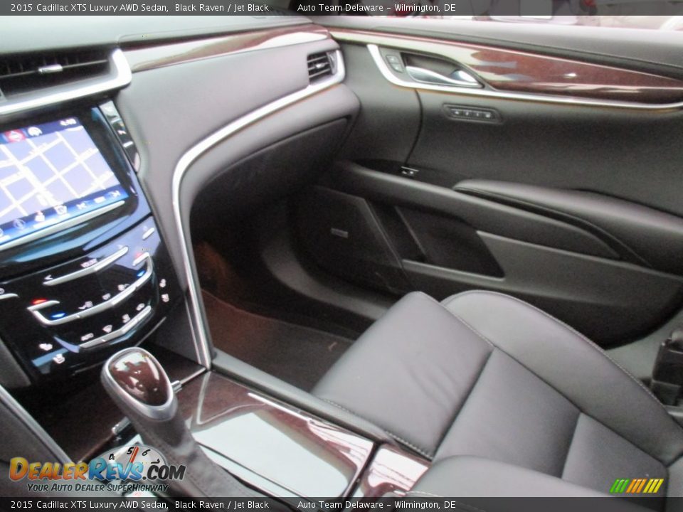 2015 Cadillac XTS Luxury AWD Sedan Black Raven / Jet Black Photo #17