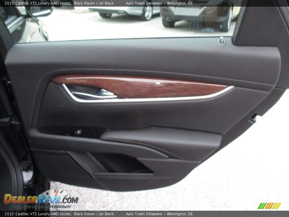2015 Cadillac XTS Luxury AWD Sedan Black Raven / Jet Black Photo #31