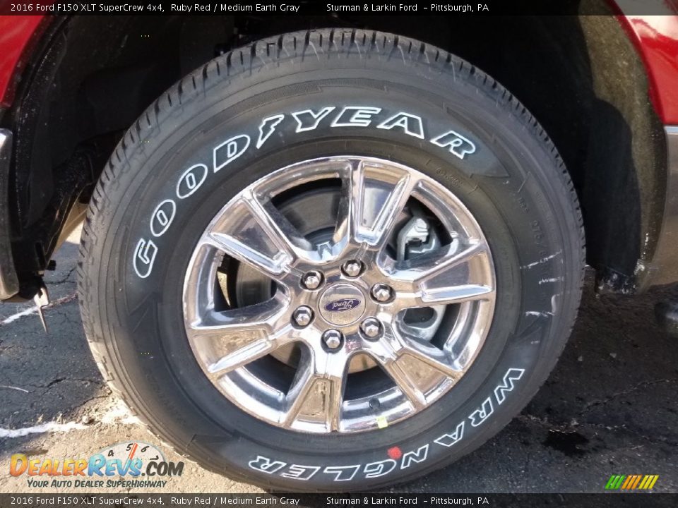 2016 Ford F150 XLT SuperCrew 4x4 Ruby Red / Medium Earth Gray Photo #5