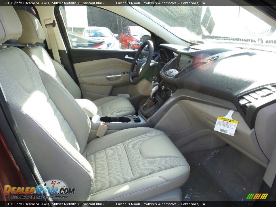 2016 Ford Escape SE 4WD Sunset Metallic / Charcoal Black Photo #9
