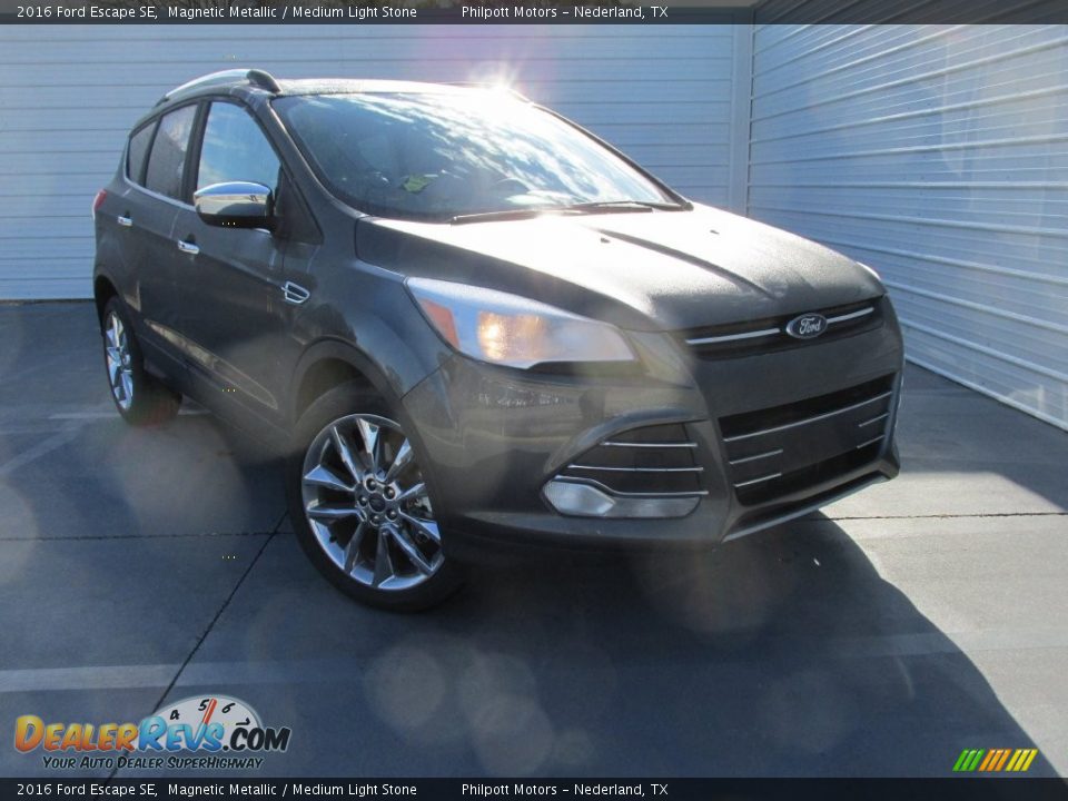 2016 Ford Escape SE Magnetic Metallic / Medium Light Stone Photo #1
