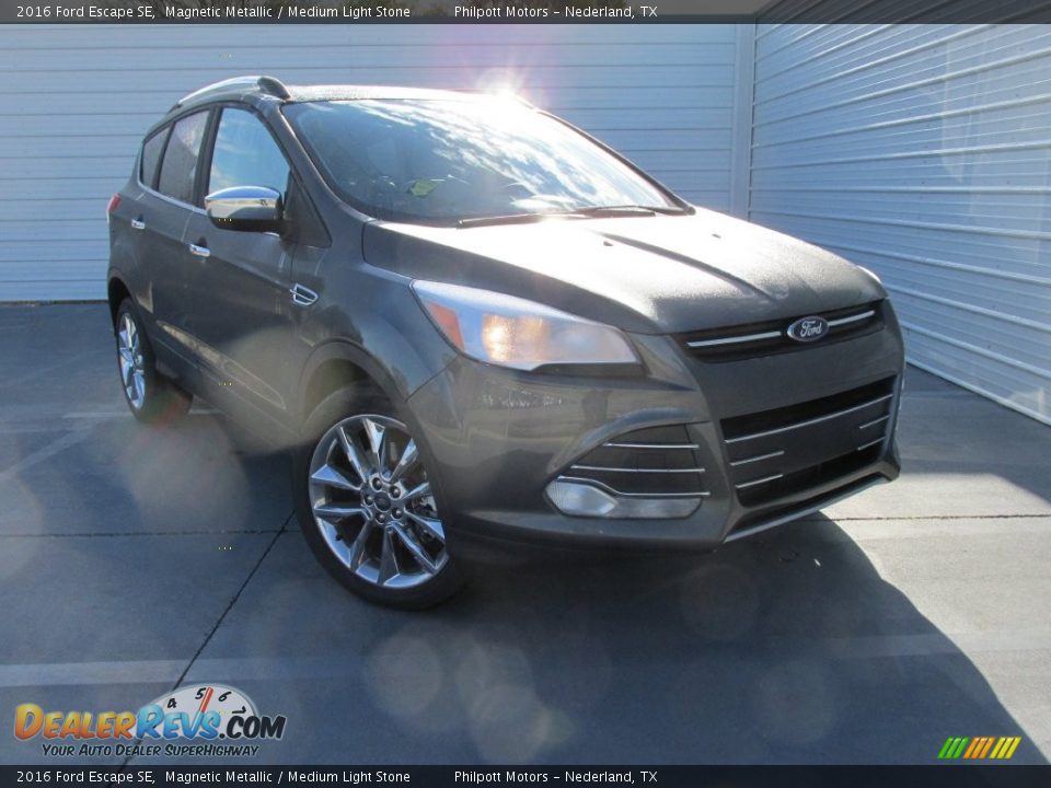 2016 Ford Escape SE Magnetic Metallic / Medium Light Stone Photo #2