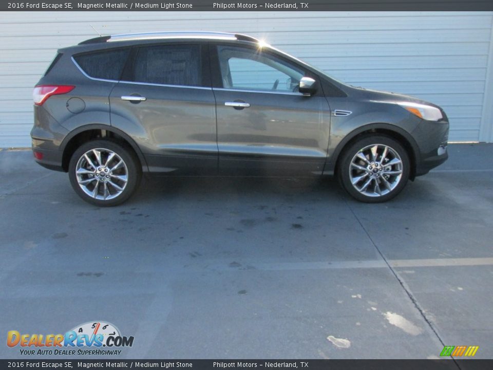 2016 Ford Escape SE Magnetic Metallic / Medium Light Stone Photo #3