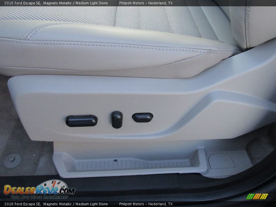 2016 Ford Escape SE Magnetic Metallic / Medium Light Stone Photo #23