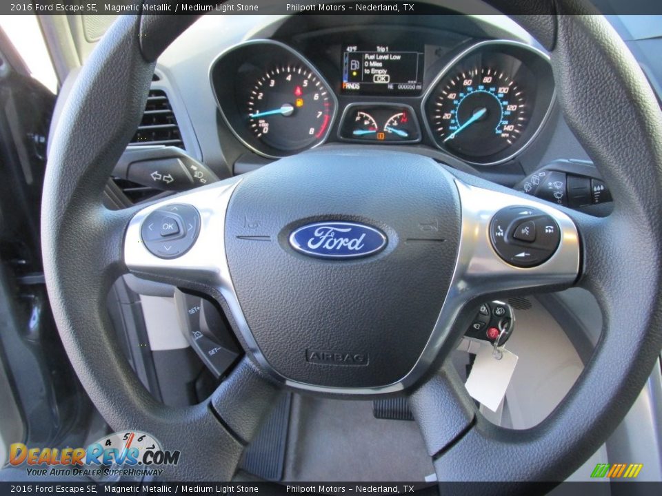 2016 Ford Escape SE Magnetic Metallic / Medium Light Stone Photo #30