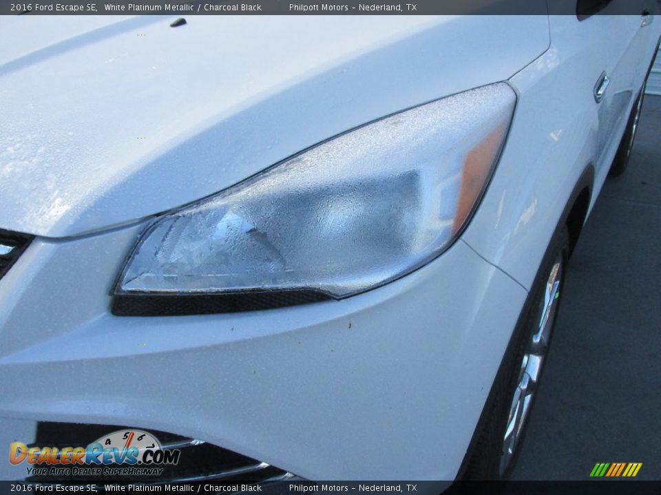 2016 Ford Escape SE White Platinum Metallic / Charcoal Black Photo #9