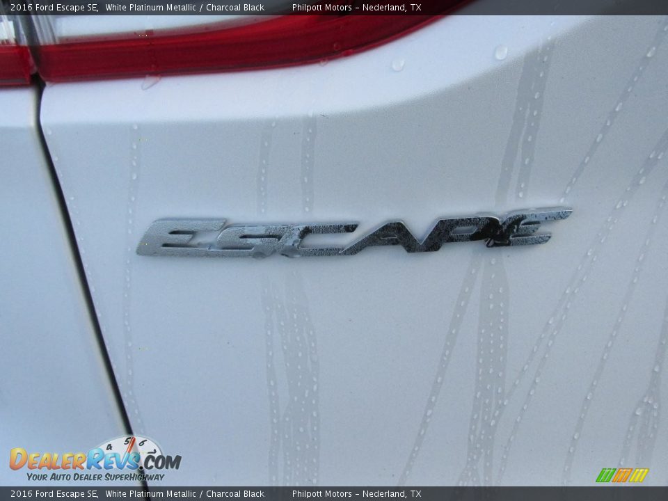 2016 Ford Escape SE White Platinum Metallic / Charcoal Black Photo #13