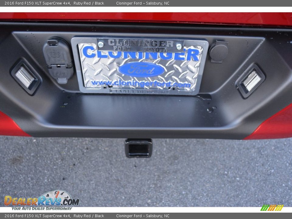 2016 Ford F150 XLT SuperCrew 4x4 Ruby Red / Black Photo #5