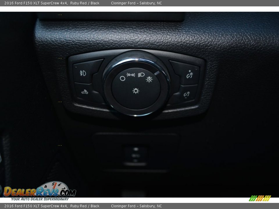 2016 Ford F150 XLT SuperCrew 4x4 Ruby Red / Black Photo #21