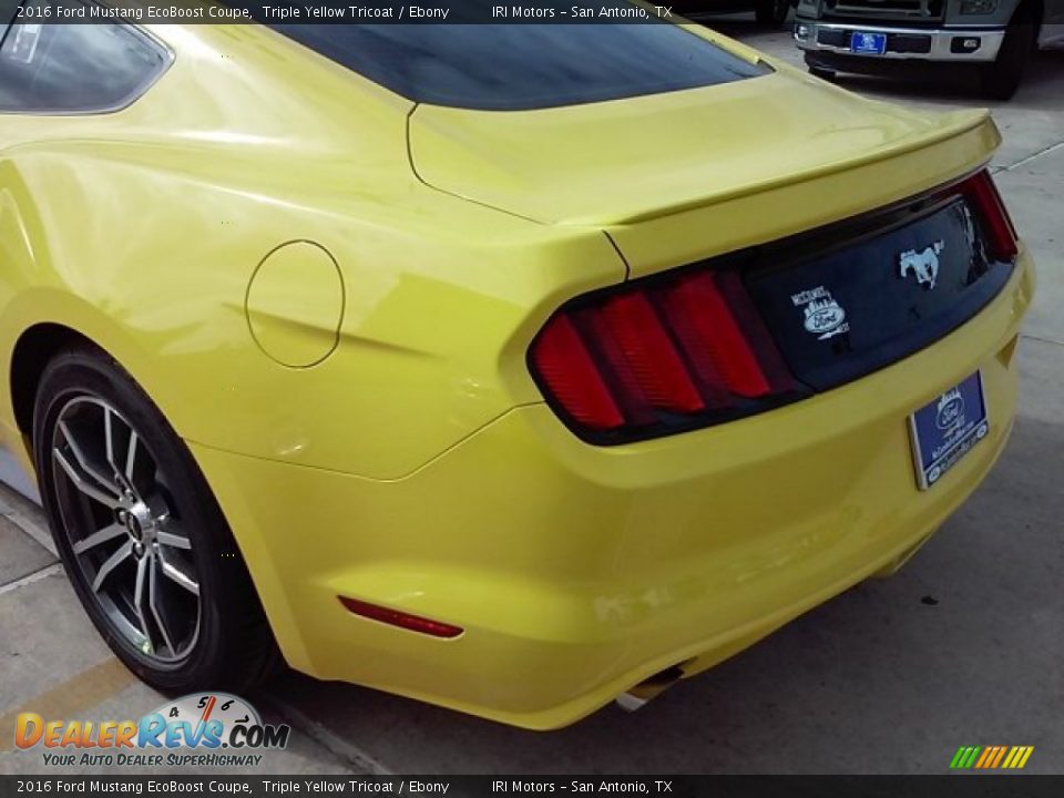 2016 Ford Mustang EcoBoost Coupe Triple Yellow Tricoat / Ebony Photo #9