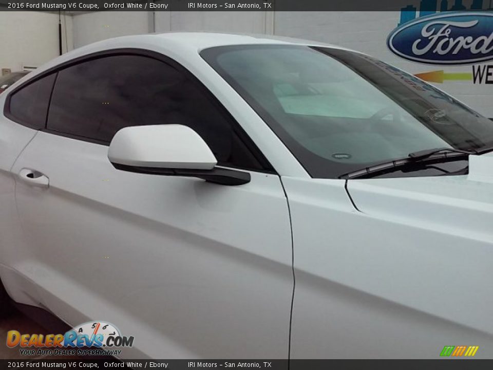 2016 Ford Mustang V6 Coupe Oxford White / Ebony Photo #5