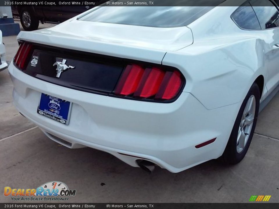 2016 Ford Mustang V6 Coupe Oxford White / Ebony Photo #10