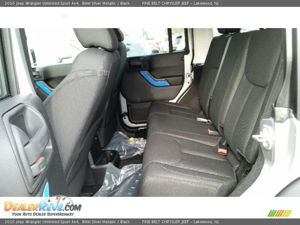 2016 Jeep Wrangler Unlimited Sport 4x4 Billet Silver Metallic / Black Photo #6