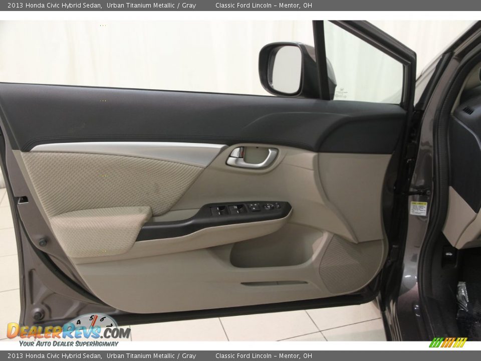 2013 Honda Civic Hybrid Sedan Urban Titanium Metallic / Gray Photo #4