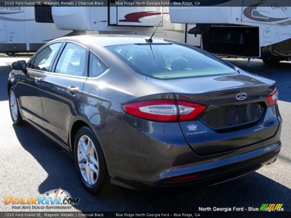 2016 Ford Fusion SE Magnetic Metallic / Charcoal Black Photo #3