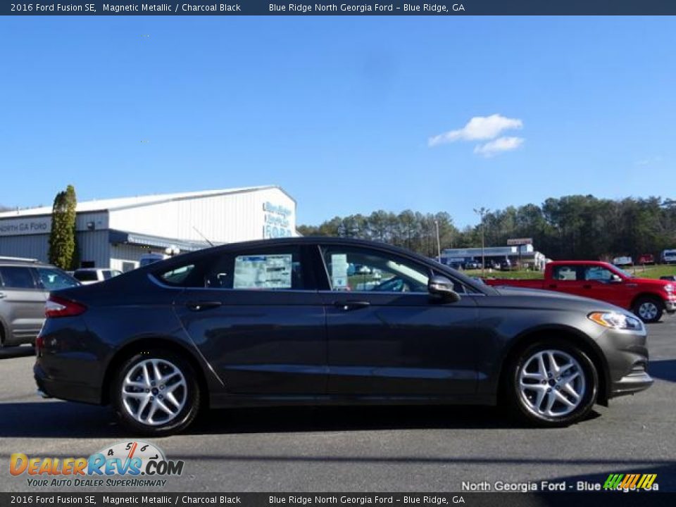 2016 Ford Fusion SE Magnetic Metallic / Charcoal Black Photo #6