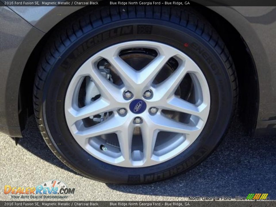 2016 Ford Fusion SE Magnetic Metallic / Charcoal Black Photo #9