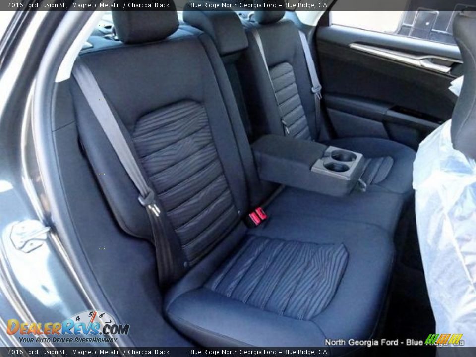 2016 Ford Fusion SE Magnetic Metallic / Charcoal Black Photo #14