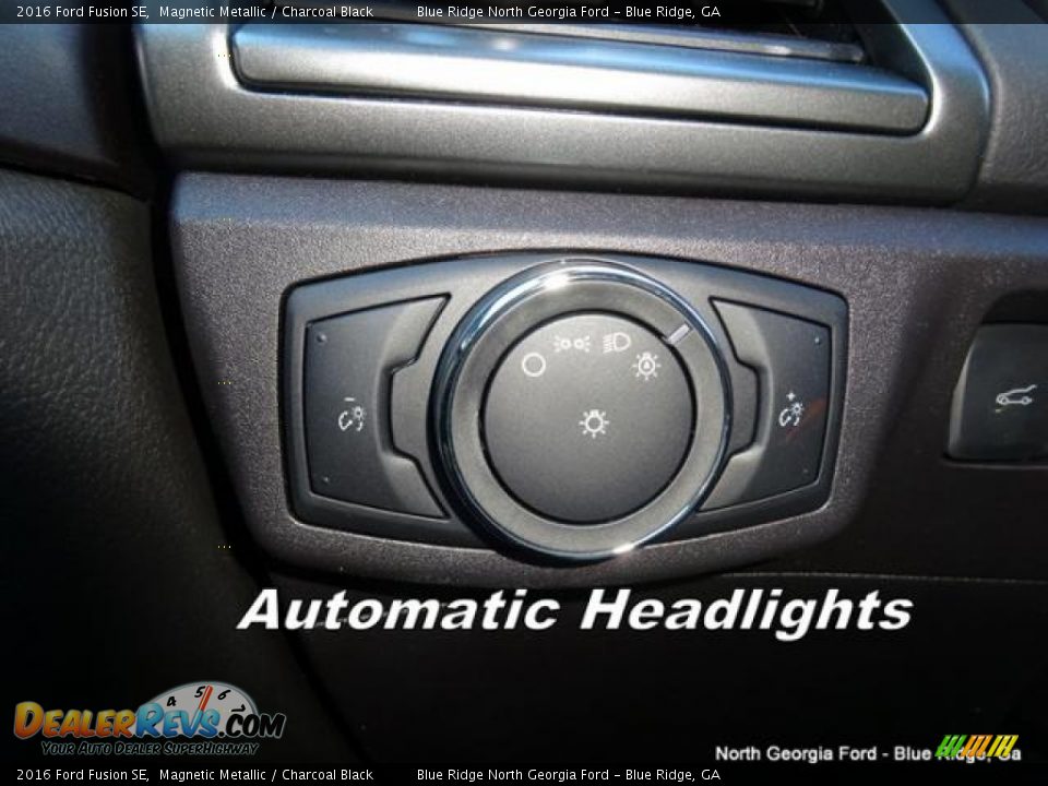 2016 Ford Fusion SE Magnetic Metallic / Charcoal Black Photo #24