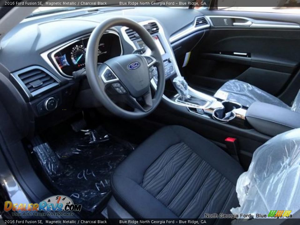 2016 Ford Fusion SE Magnetic Metallic / Charcoal Black Photo #29