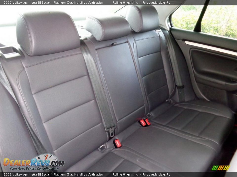 2009 Volkswagen Jetta SE Sedan Platinum Gray Metallic / Anthracite Photo #10