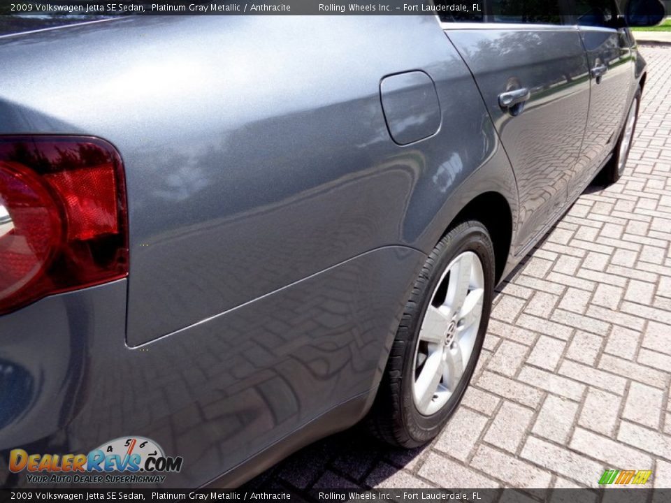 2009 Volkswagen Jetta SE Sedan Platinum Gray Metallic / Anthracite Photo #23