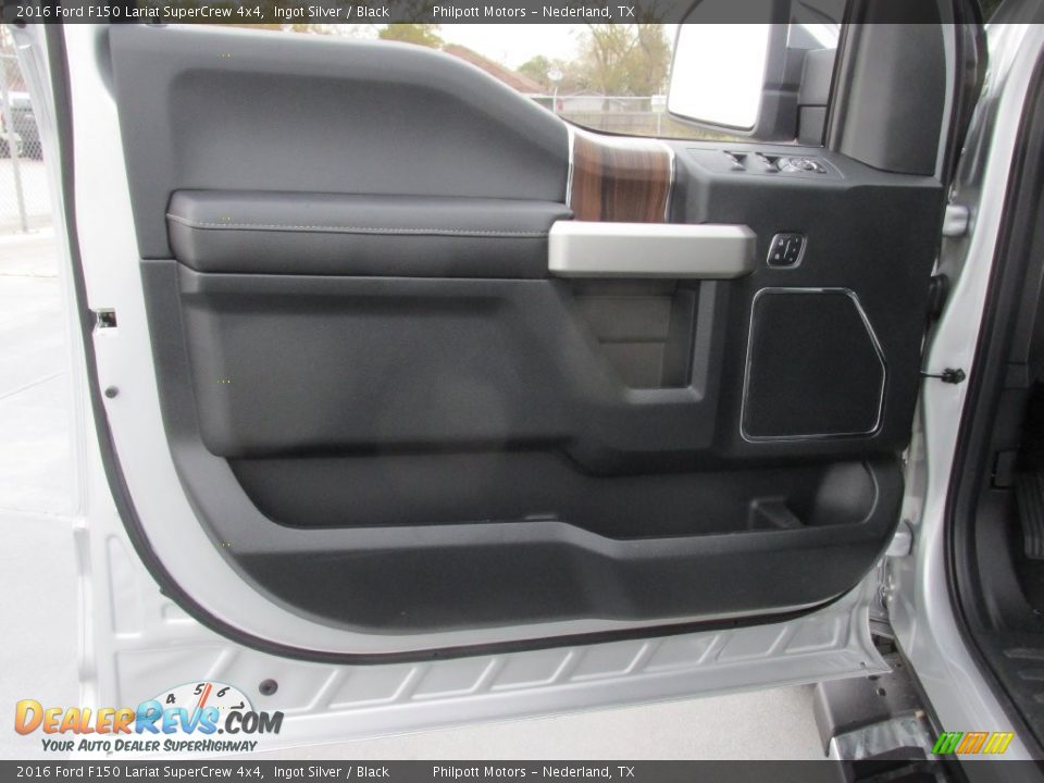 2016 Ford F150 Lariat SuperCrew 4x4 Ingot Silver / Black Photo #20