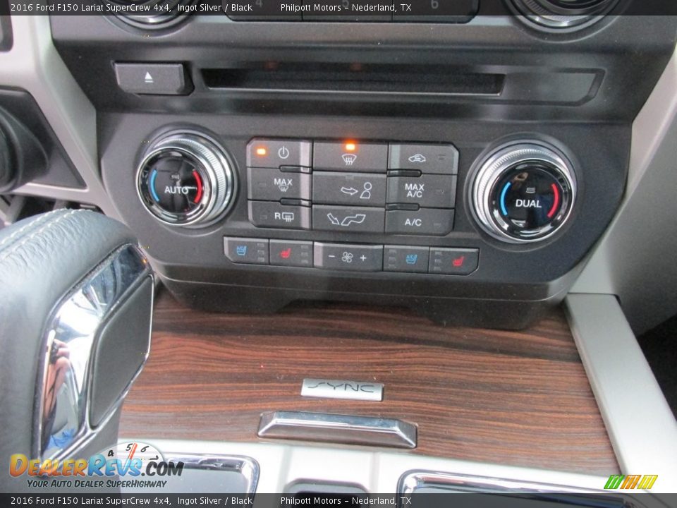 2016 Ford F150 Lariat SuperCrew 4x4 Ingot Silver / Black Photo #29