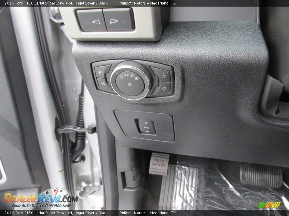 2016 Ford F150 Lariat SuperCrew 4x4 Ingot Silver / Black Photo #36