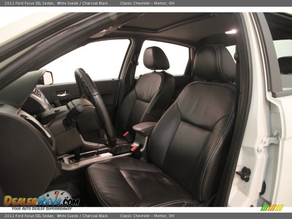 2011 Ford Focus SEL Sedan White Suede / Charcoal Black Photo #5