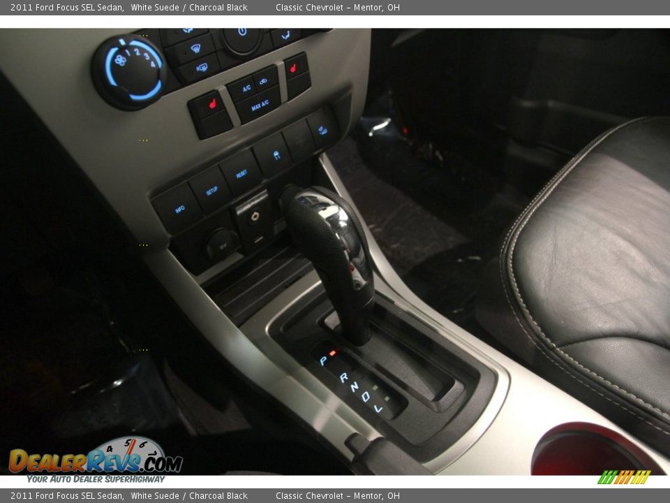2011 Ford Focus SEL Sedan White Suede / Charcoal Black Photo #9