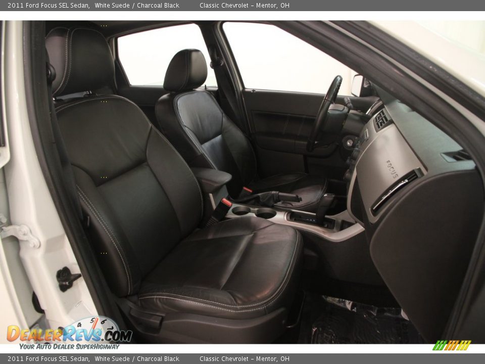 2011 Ford Focus SEL Sedan White Suede / Charcoal Black Photo #11