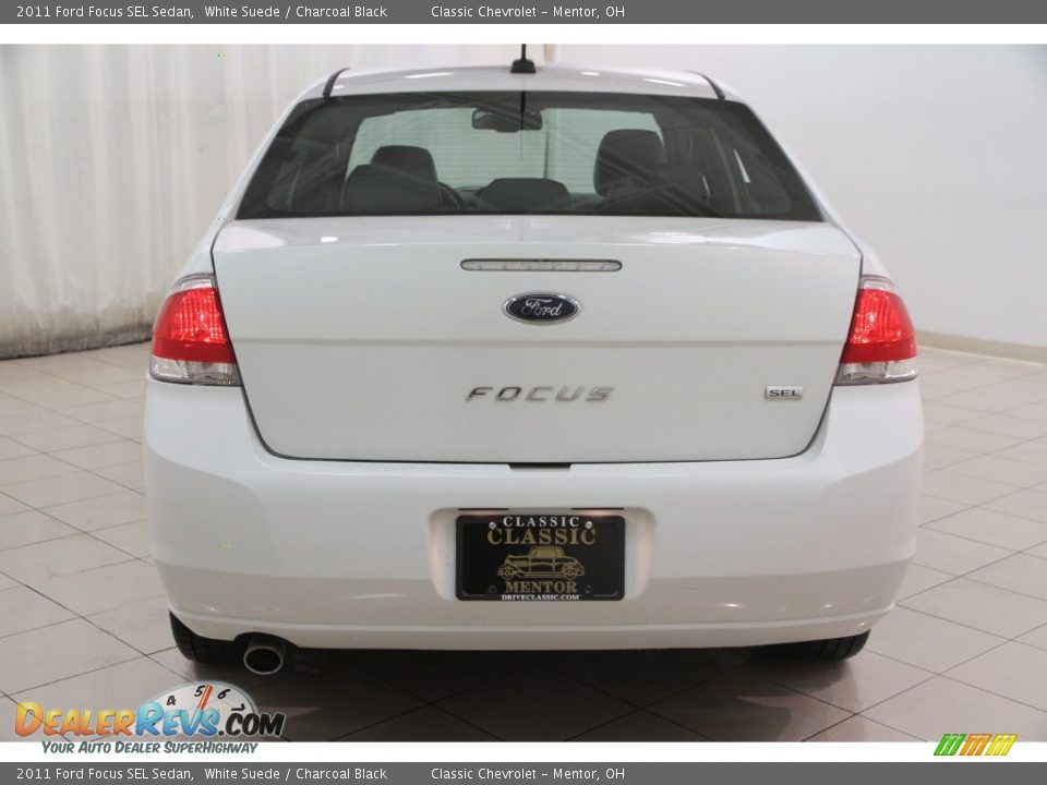 2011 Ford Focus SEL Sedan White Suede / Charcoal Black Photo #14