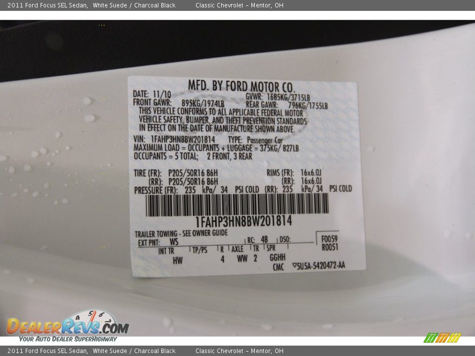 2011 Ford Focus SEL Sedan White Suede / Charcoal Black Photo #16